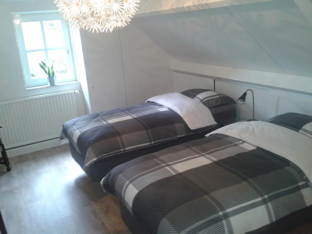 Bed En Breakfast Het Loo Bergeijk Δωμάτιο φωτογραφία