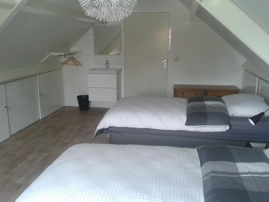 Bed En Breakfast Het Loo Bergeijk Δωμάτιο φωτογραφία